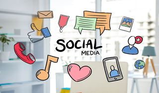 Είσαι άνθρωπος που σου αρέσουν τα Social Media;