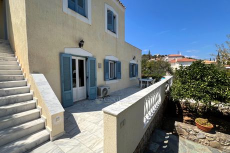 Μονοκατοικία 300τ.μ. για πώληση-Σπέτσες » Κέντρο