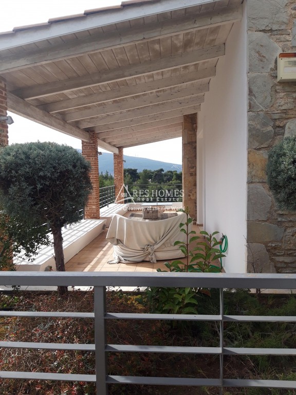 Βίλλα 280 τ.μ. πρός πώληση, Αθήνα - Βόρεια Προάστια, Άνοιξη