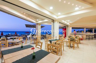 Ξενοδοχείο 1.300 τ.μ. προς πώληση, Πλάνος-thumb-1