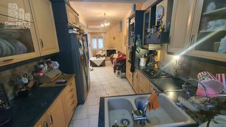 Building 150sqm for sale-Galatsi » Perivolia