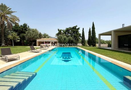 Villa 420sqm for sale-Agioi Theodoroi » Center