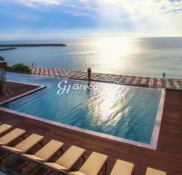 Hotel 1.500sqm for sale-Stilida » Center