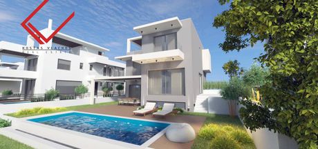 Detached home 315 sqm for sale