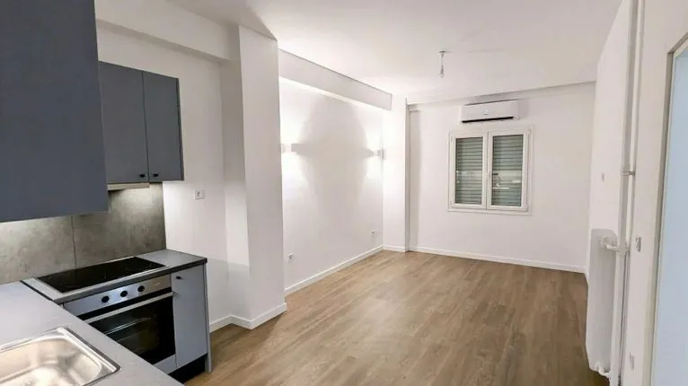 Apartment 42 sqm for rent, Athens - Center, Kentro