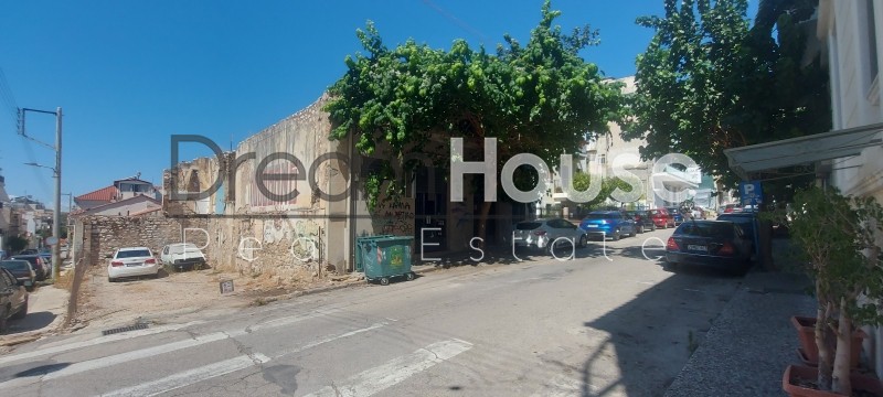 Κατάστημα 200 τ.μ. προς ενοικίαση, Κέντρο Πάτρας