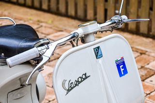 Vespa 125 1952-thumb-9