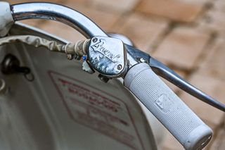 Vespa 125 1952-thumb-10