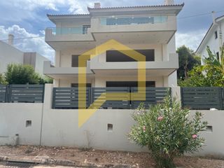 Κτίριο 923 τ.μ. για πώληση