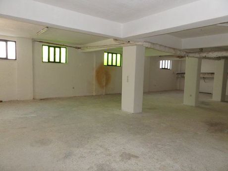 Επαγγελματικό 215 τ.μ. προς πώληση