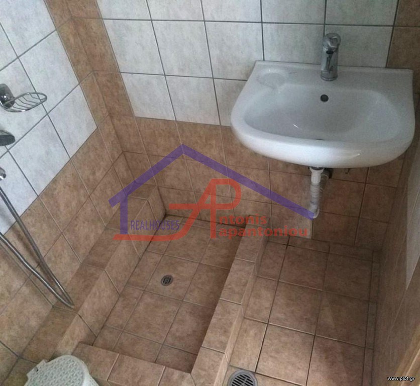 Studio / γκαρσονιέρα 35 τ.μ. προς ενοικίαση, Λιμνοπούλα