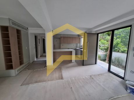 Apartment 66sqm for sale-Vouliagmeni » Center