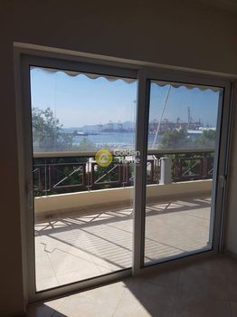 Apartment 85sqm for sale-Keratsini » Agios Georgios