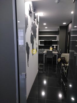 Office 80 sqm for sale