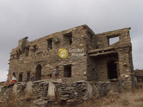 Land plot 16.000sqm for sale-Andros » Chora