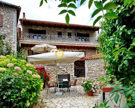 Hotel 380sqm for sale-Trikolonio » Stemnitsa