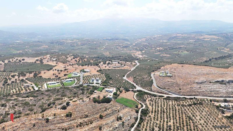 Αγροτεμάχια 8.000 τ.μ. πρός πώληση, Ν. Ρεθύμνου, Αρκάδι