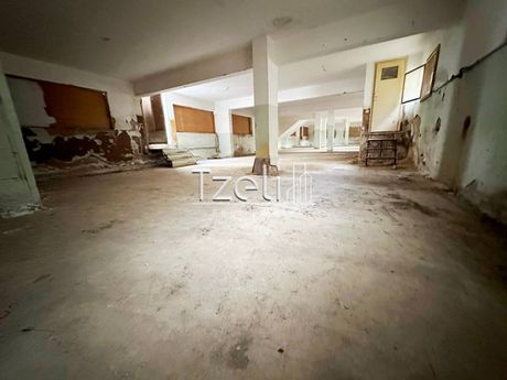 Αποθήκη 241τ.μ. για πώληση-Πάτρα » Ζαρουχλέικα