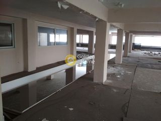 Κατάστημα 1.000 τ.μ. για πώληση, Πειραιάς, Λιμάνι-thumb-7