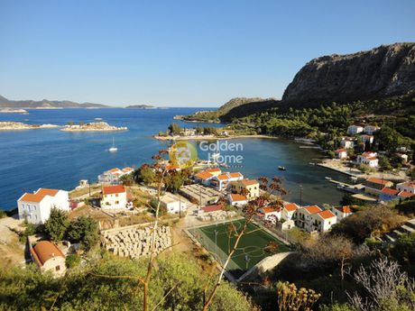 Land plot 303sqm for sale-Megisti » Center