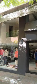 Store 50sqm for rent-Exarchia - Neapoli » Mouseio
