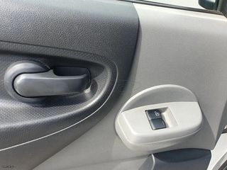 Nissan 2017 Nissan '17 NV200 ψυγειο carrier neos 100 με πριζα-thumb-21