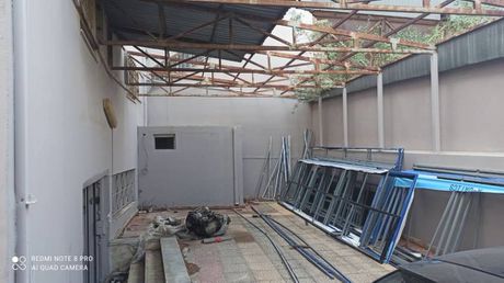 Store 200sqm for rent-Peristeri » Viamax