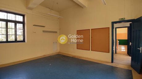 Building 284sqm for rent-Mets - Kalimarmaro » Mets