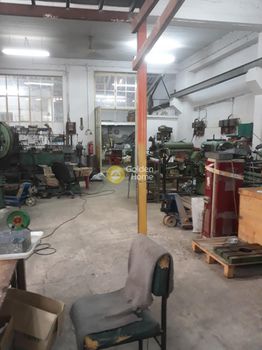 Industrial space 300sqm for sale-Kalithea » Tzitzifies