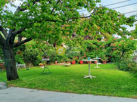 Συγκρότημα διαμερισμάτων 490τ.μ. για πώληση-Αίγινα » Αγία μαρίνα