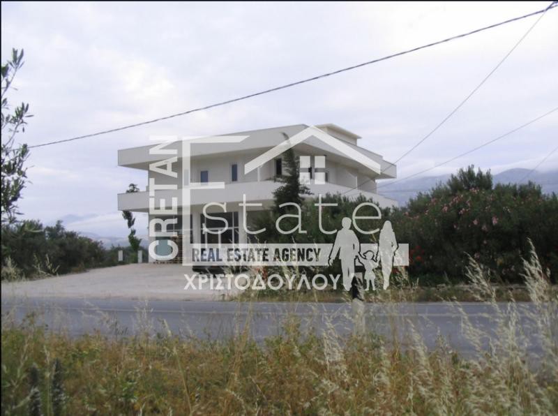 Κτίριο 579 τ.μ. προς πώληση, Κάτω Χωριό Ιεράπετρας