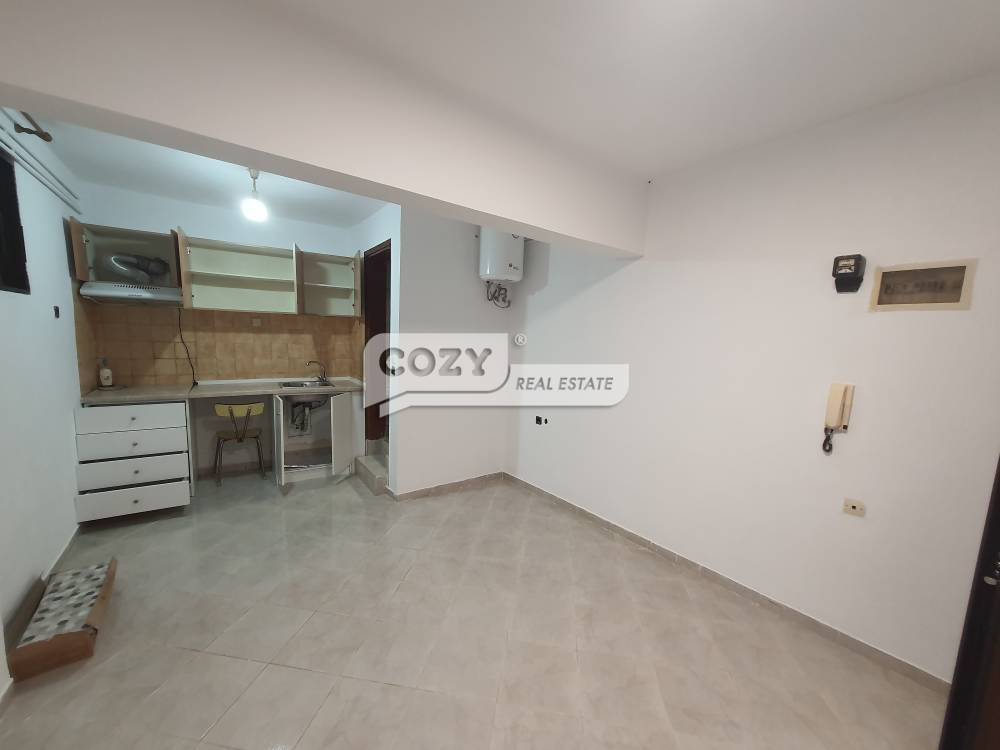 Studio / γκαρσονιέρα 26 τ.μ. προς ενοικίαση, Δόξα