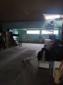 Building 305 sqm for sale