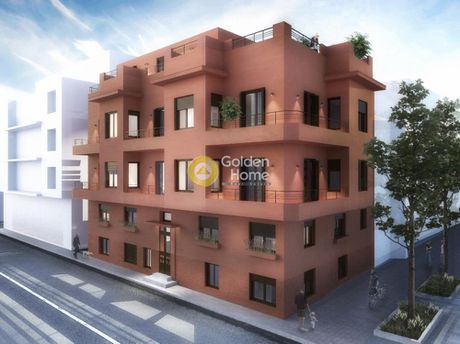 Building 710 sqm for sale