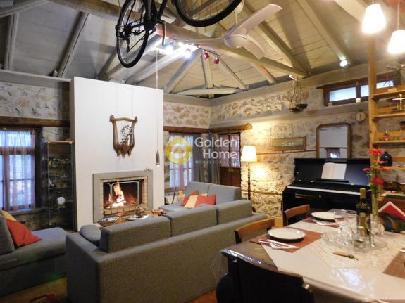 Detached home 201 sqm for sale, Fokida, Parnassos