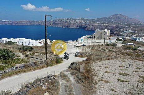Land plot 2.200sqm for sale-Santorini » Thira