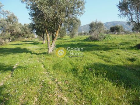 Αγροτεμάχια 1.236τ.μ. για πώληση-Καλύβια θορικού » Κέντρο
