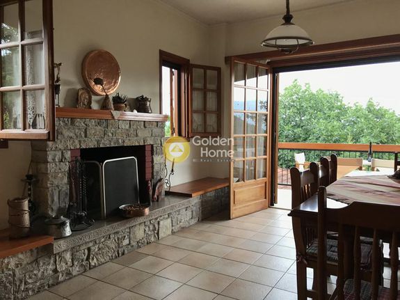 Detached home 334 sqm for rent, Fokida, Parnassos