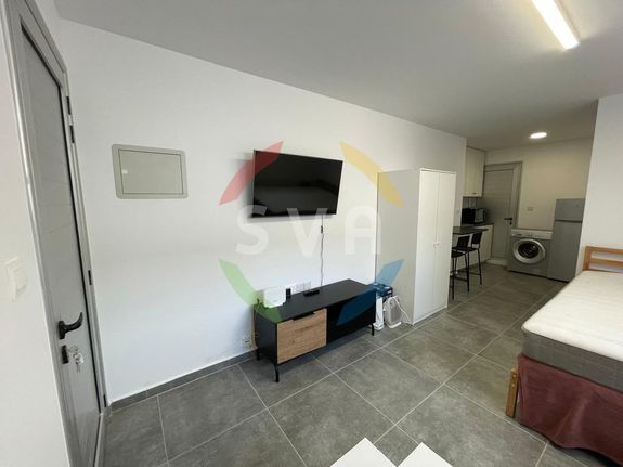 Studio 30 sqm for rent, Limassol