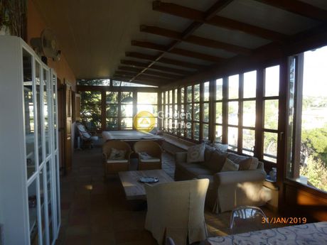 Maisonette 460sqm for rent-Anthoisa