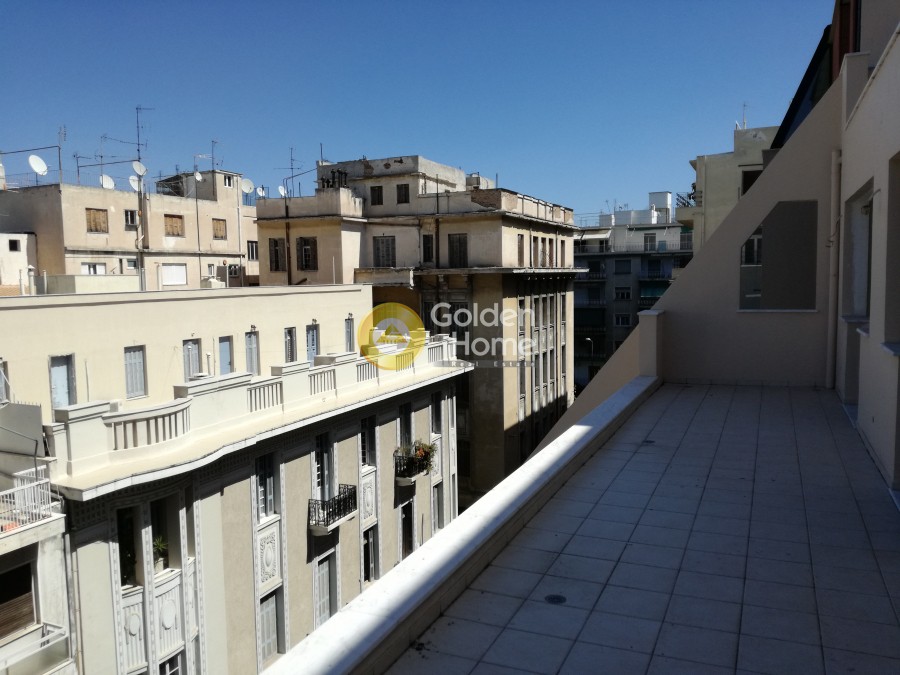 Επιχειρηματικό κτίριο 650 τ.μ. προς πώληση, Πολυτεχνείο
