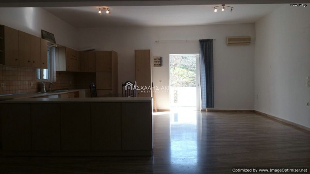 Κτίριο 450 τ.μ. προς πώληση, Σταυράκια