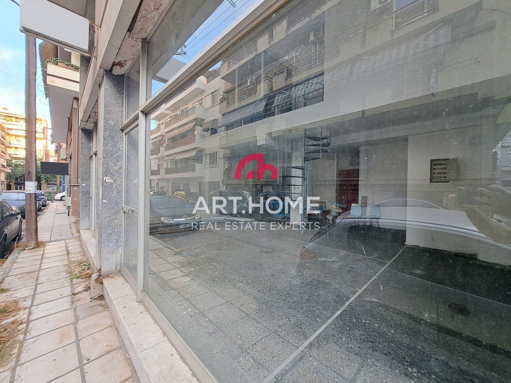 Κατάστημα 241 τ.μ. προς πώληση, Χαριλάου