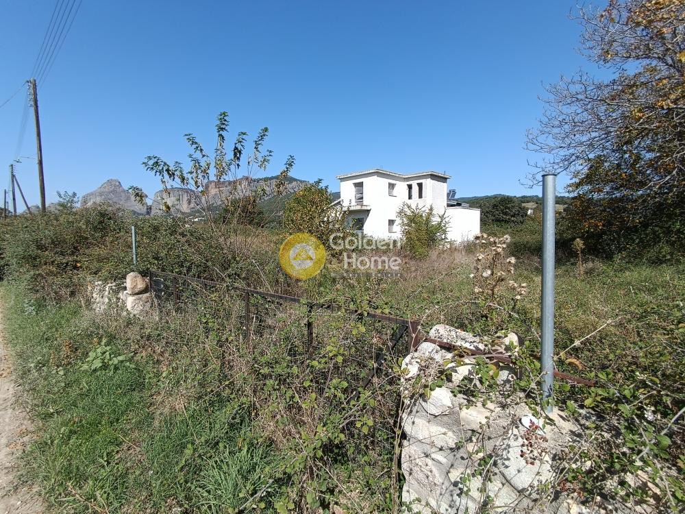 Οικόπεδο 2.820 τ.μ. προς πώληση, Μετέωρα Καλαμπάκας