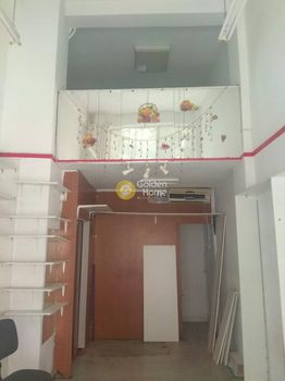 Store 25sqm for sale-Ilisia » Hilton