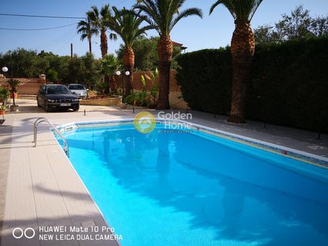 Hotel 1.110sqm for sale-Laganas » Pefkakia