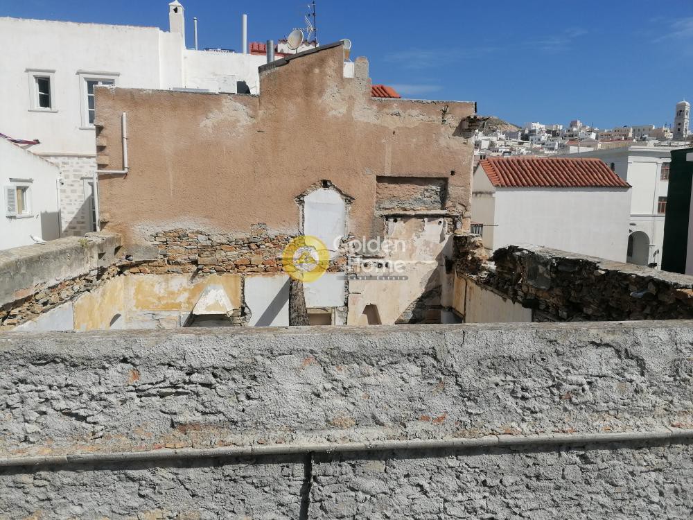Οικόπεδο 111 τ.μ. προς πώληση, Ερμούπολη