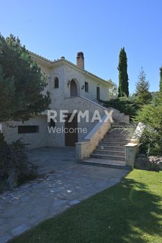 Μονοκατοικία 400τ.μ. για πώληση-Ωραιόκαστρο » Αμφιθέα