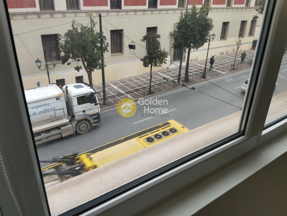 Γραφείο 65 τ.μ. προς πώληση, Πλατεία Κλαυθμώνος