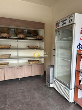 Store 128sqm for rent-Keratsini » Kokkinovrachos